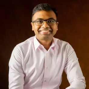 Senthuran Kumar, Ottawa, Real Estate Agent